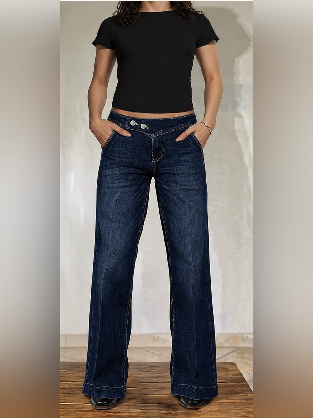 Flamingals Dark Wash Mid Rise Double Button Straight  Leg Jeans